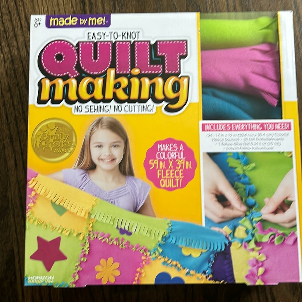 Made by Me - Easy to Knot Quilt Making Kit